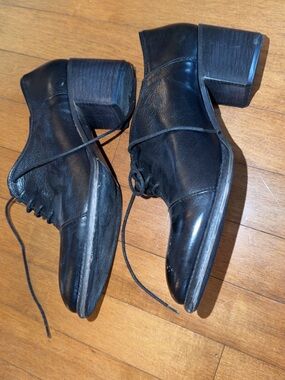 Black Leather Lace-Up Block Heel Women's Ankle Boots